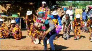 MAPIKO  dança tradicional de Moçambique [upl. by Faustine]