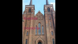 Жизнь в Дании Кафедральный собор в Роскилле и главная площадь Roskilde Cathedral [upl. by Olney]