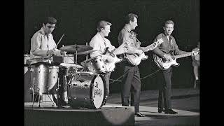 The Ventures On Stage Encore1966 ～ ナポレオン・ソロのテーマ ワイプ・アウト’66 1966 Original Record Version [upl. by Seigel]