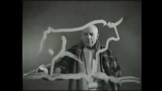 Pablo Picasso pintando y esculpiendo en su taller [upl. by Dagnah]