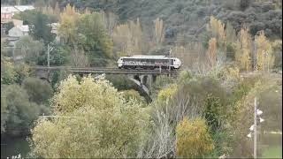 251017 aislada destino Monforte de Lemos entrando en Ponferrada [upl. by Nikral]