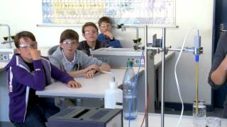 Chemie in der Schule  probieren statt studieren [upl. by Rivers480]