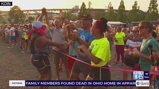 Thousands finish Hood to Coast relay at Seaside [upl. by Iris]