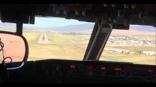 Landing in Missoula Montana Flightdeck View of Boeing 737800 Landing [upl. by Novyar]