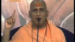 Sankirtan  Lala Ki Paijaniya Baje Re  Swami Avdheshanand Giri ji [upl. by Lyrrad]