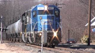 HD Conrail Quality SD402 CSX 8817 [upl. by Yrak309]