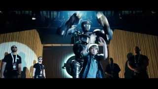 Atom amp Max Dance Real Steel HD [upl. by Otrebireh]