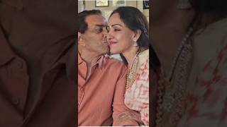 Dharmendra with his wife Hema Malinitrendingshorts Dharmendrashorts ytshort [upl. by Victory73]