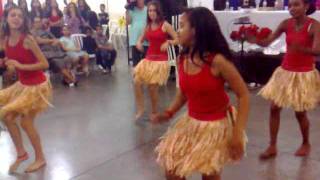 Dança Angolana Omboio Pérola  Formatura DAS [upl. by Fonda]