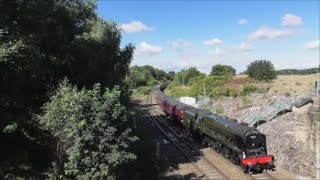 46115 Scots Guardsman  The Scarborough SPA Express  Castleford  4th August 2022 [upl. by Adneral721]