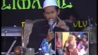 KH ANWAR ZAHID NGAJI LUCU PERBEDAAN KIYAI DAN PAK YAI [upl. by Rusert]