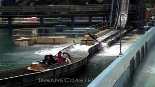 Sungai Rejang Log Flume Ride Genting Highland Theme Park [upl. by Einaffets]