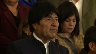 Mort de Chavez Evo Morales salue son quotcompagnon de révolutionquot [upl. by Fannie457]