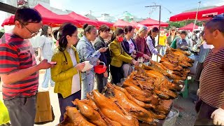 Exploring Saigons Grand Morning Market in Vietnam  Snack Paradise Fried Rice Seafood [upl. by Sida]