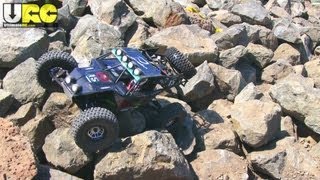 Vaterra Twin Hammers on the rocks all stock [upl. by Kele]