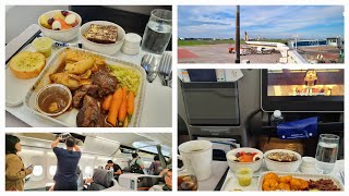 🇸🇬🛫Singapore Airlines Business Class SQ 927 Surabaya To Singapore Flight Duration 204h Boeing 7378 [upl. by Justina]