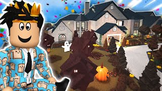 CHANGING MY 14 MILLION DOLLAR BLOXBURG MANSION FOR FALLHALLOWEEN [upl. by Niwle313]