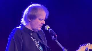 Walter Trout quotBrokenquot feat Brett SmithDaniels [upl. by Liahcim]