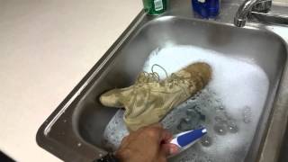 HOW TO CLEAN MILITARY BOOTS [upl. by Kwok]