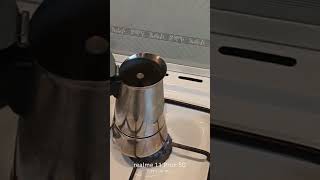 How to Make an American Coffee Quickly Using a Moka Pot [upl. by Ailet]