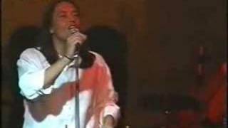 Giannis Kotsiras  Otan vlepete na kleo live 2002 [upl. by Ltihcox346]