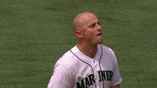 Seager hit on backside while running [upl. by Akfir]