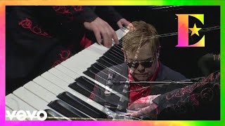 Elton John  Jingle Bells Live At The MEO Arena [upl. by Jacqueline]