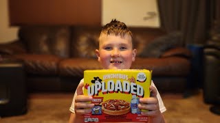 I review the Lunchables Uploaded pizza lunch vlog [upl. by Joanne211]