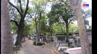 Le cimetière du PèreLachaise La Toussaint PARIS 2012 [upl. by Arrim195]