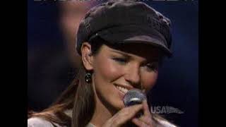 Shania Twain amp Willie Nelson  Blue Eyes Crying In the Rain Live [upl. by Gusta]