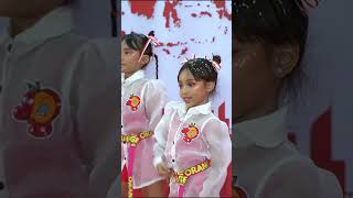 LEIKA PENTAS DANCE DITEMANI AYAH BUNDA LEXIE LEIKA BUNDA DEGDEGAN BANGET 😮😮 leika [upl. by Adiaroz]