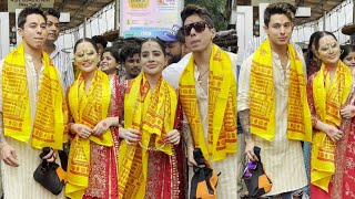 UORFI JAVED AND PRATIK SEHAJPAL SPOTTED TOGETHER AT SIDDHIVINAYAK TEMPLE FOR BLESSINGS 😍🔥📸 [upl. by Mccoy]