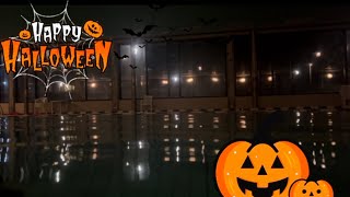 Halloween på remmen svømmehall [upl. by Luapnhoj]