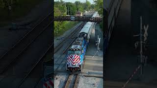 Metra SD70MACH 515 at Rondout [upl. by Aznarepse751]