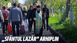 Mii de oameni au mers și azi la cimitire pentru ași pomeni răposații [upl. by Iror496]