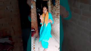 Bekarari ka Dard Na jaane youtubeshorts bollywoodmusic dance shortvideo status [upl. by Merilee]