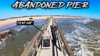 Camping Fishing and Crabbing Overnight on Abandoned Fishing Pier  Crazy Action [upl. by Derrick]