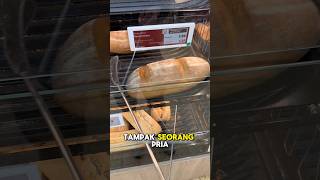 Roti segede itu gimana makannya 🤔 trending [upl. by Onurb2]