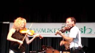 Natalie MacMaster amp Donnell Leahy at Milwaukee Irish Fest 09 [upl. by Dianuj]