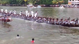 Champakulam boat race 2013 final [upl. by Alinna]