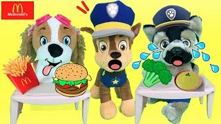 Paw patrol españolMcdonalds para bebe skye y Chaseito come papillaVideos de juguetes para niños [upl. by Eyram]