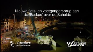 Plaatsen fietsersbrug Gent Video [upl. by Wells]