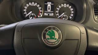 How to reset service interval reminder for skoda fabia 2014 zmmotors1 [upl. by Vani]