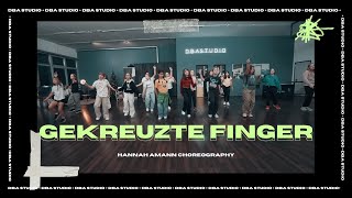 Trettmann KitschKrieg SFR Paula Hartmann  Gekreuzte Finger Choreography [upl. by Niar]