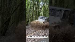 Toyota bandeirante acelerado no barro cupimdeferro4x4 offroad [upl. by Sinnelg]