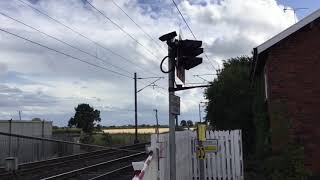 Fenwick Level Crossing SYorkshire Friday 24082018 [upl. by Arodal]