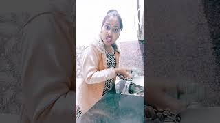 Mummy ek patte mein 10 Goli kyon Aveshortvideocomedycomedyvideoukcomedyqueen [upl. by Nellda661]