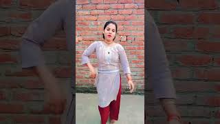 Roj yar bhatar badalte ba trendingreels bhojpuri dance viralvideos  song trending [upl. by Ahsatan]