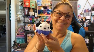 CROCHET chat Joanns Unbagging Woobles FO and WIPs fillthattruckbc25 [upl. by Alleuol264]