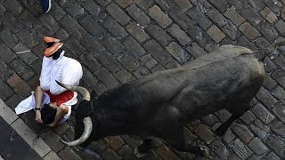 San Fermin  la fête bat son plein à Pampelune en Espagne [upl. by Voletta375]